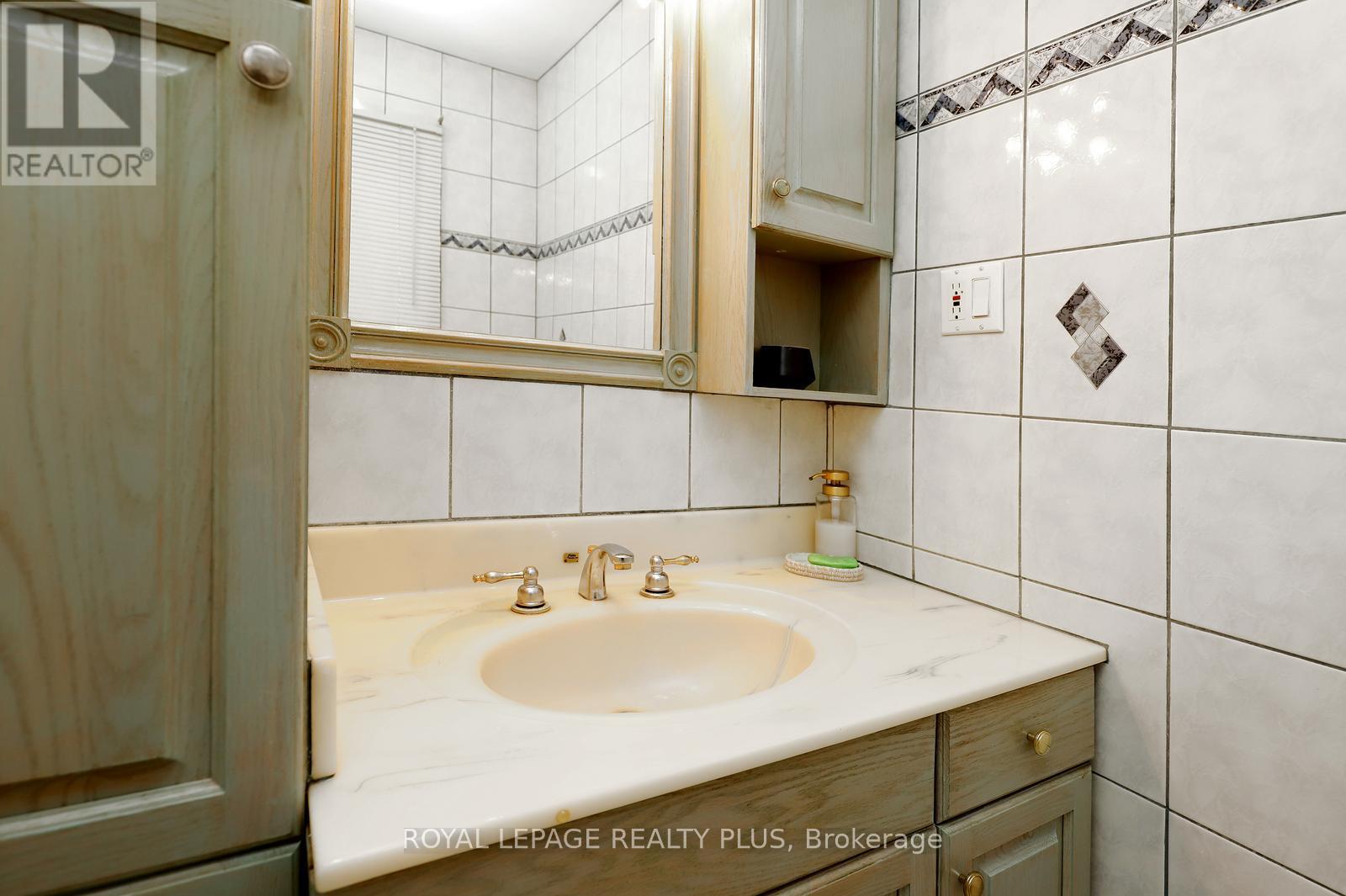 434 Tedwyn Drive, Mississauga, Ontario  L5A 1J6 - Photo 23 - W13103942