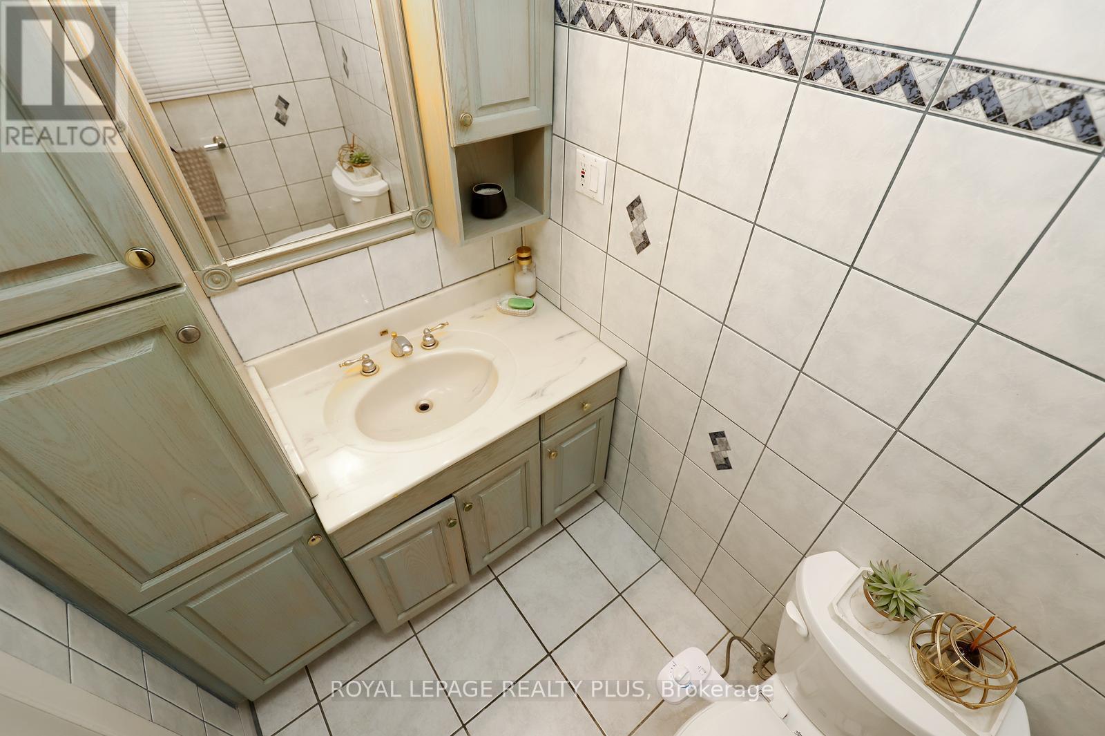 434 Tedwyn Drive, Mississauga, Ontario  L5A 1J6 - Photo 24 - W13103942