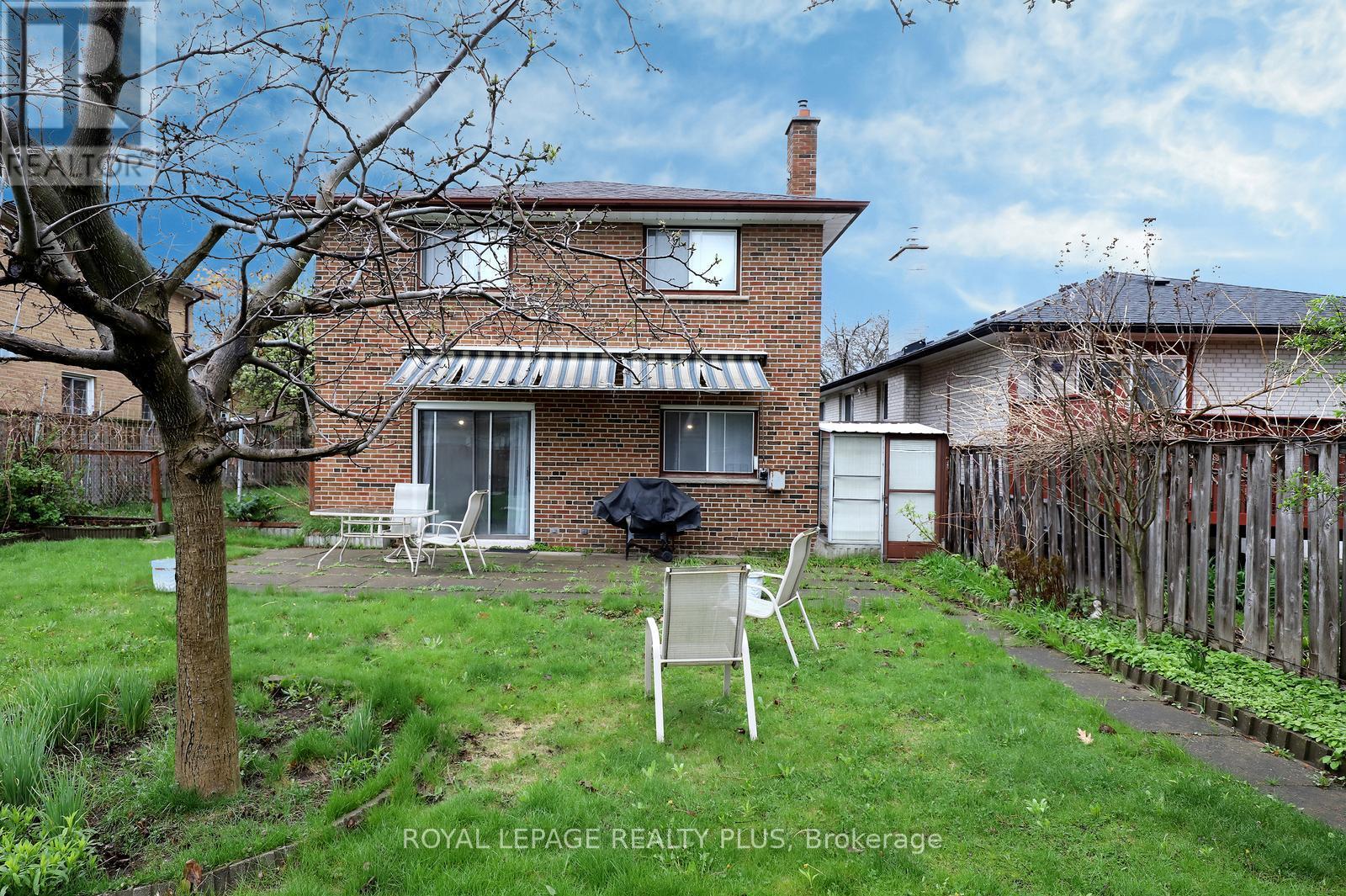 434 Tedwyn Drive, Mississauga, Ontario  L5A 1J6 - Photo 28 - W13103942
