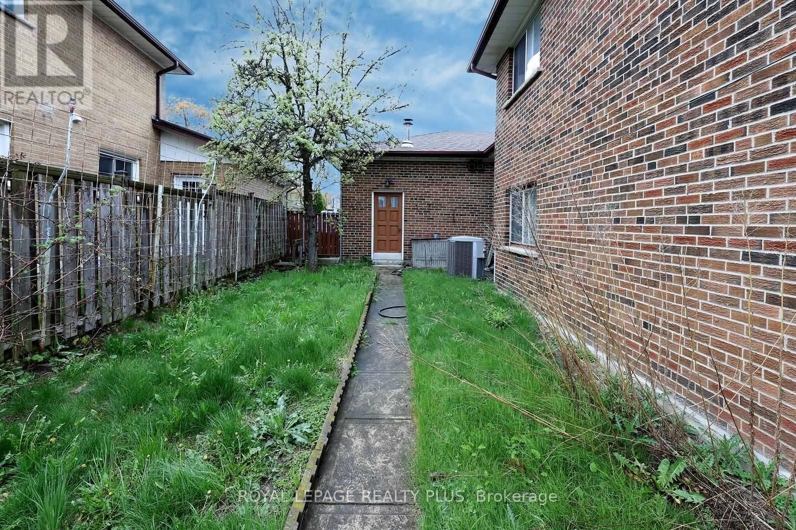 434 Tedwyn Drive, Mississauga, Ontario  L5A 1J6 - Photo 30 - W13103942