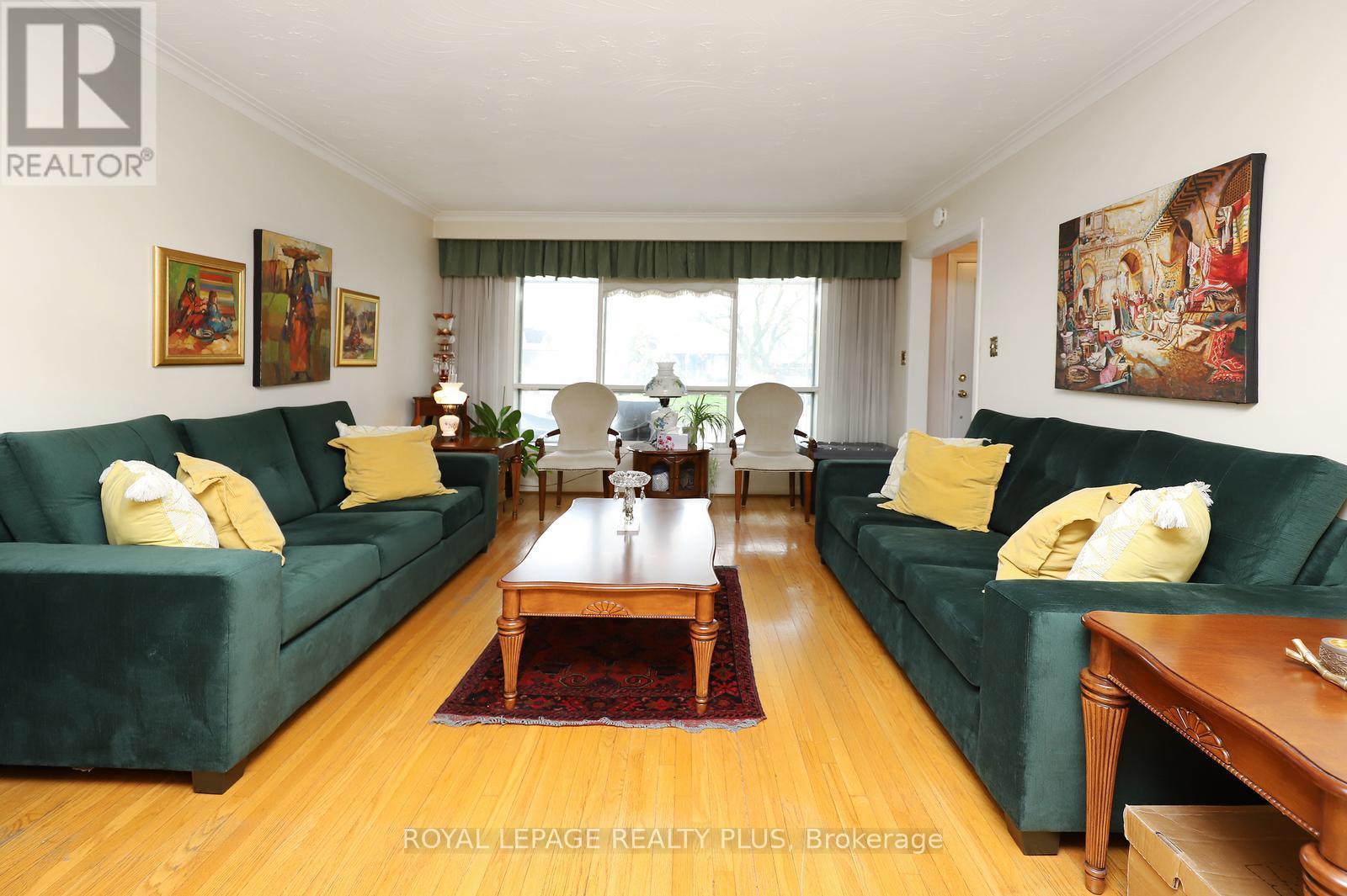 434 Tedwyn Drive, Mississauga, Ontario  L5A 1J6 - Photo 5 - W13103942