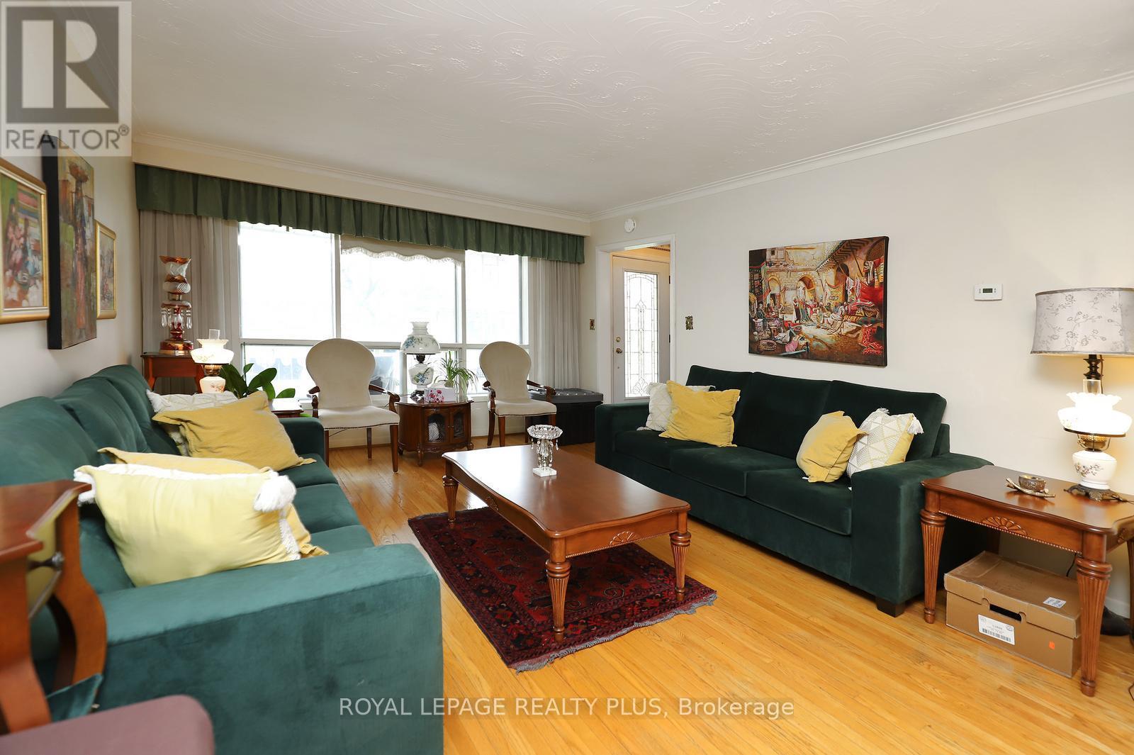 434 Tedwyn Drive, Mississauga, Ontario  L5A 1J6 - Photo 6 - W13103942
