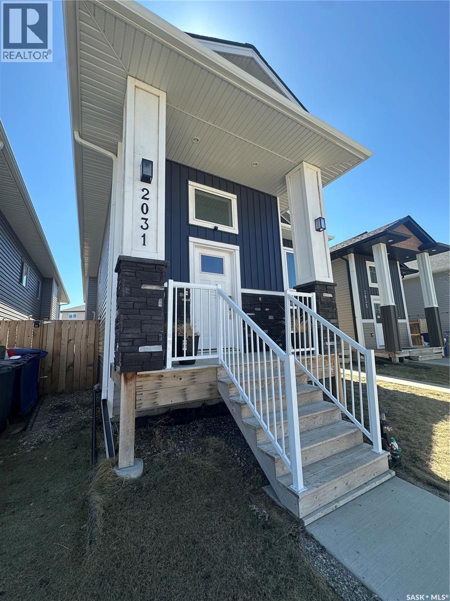 2031 Kensington Road, Saskatoon, Saskatchewan  S7L 6P5 - Photo 2 - SK035300