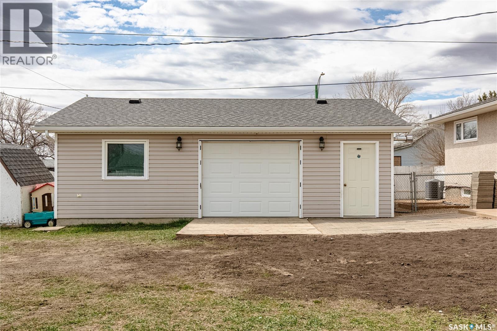 1003 Ominica Street E, Moose Jaw, Saskatchewan  S6H 0J4 - Photo 63 - SK035208