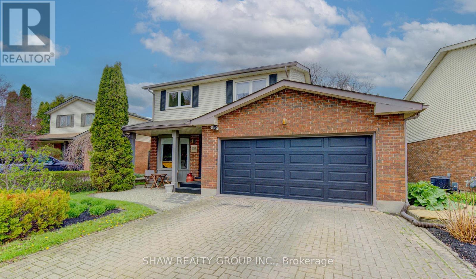 108 Clearwater Crescent, Waterloo, Ontario  N2V 1L8 - Photo 3 - X13103580