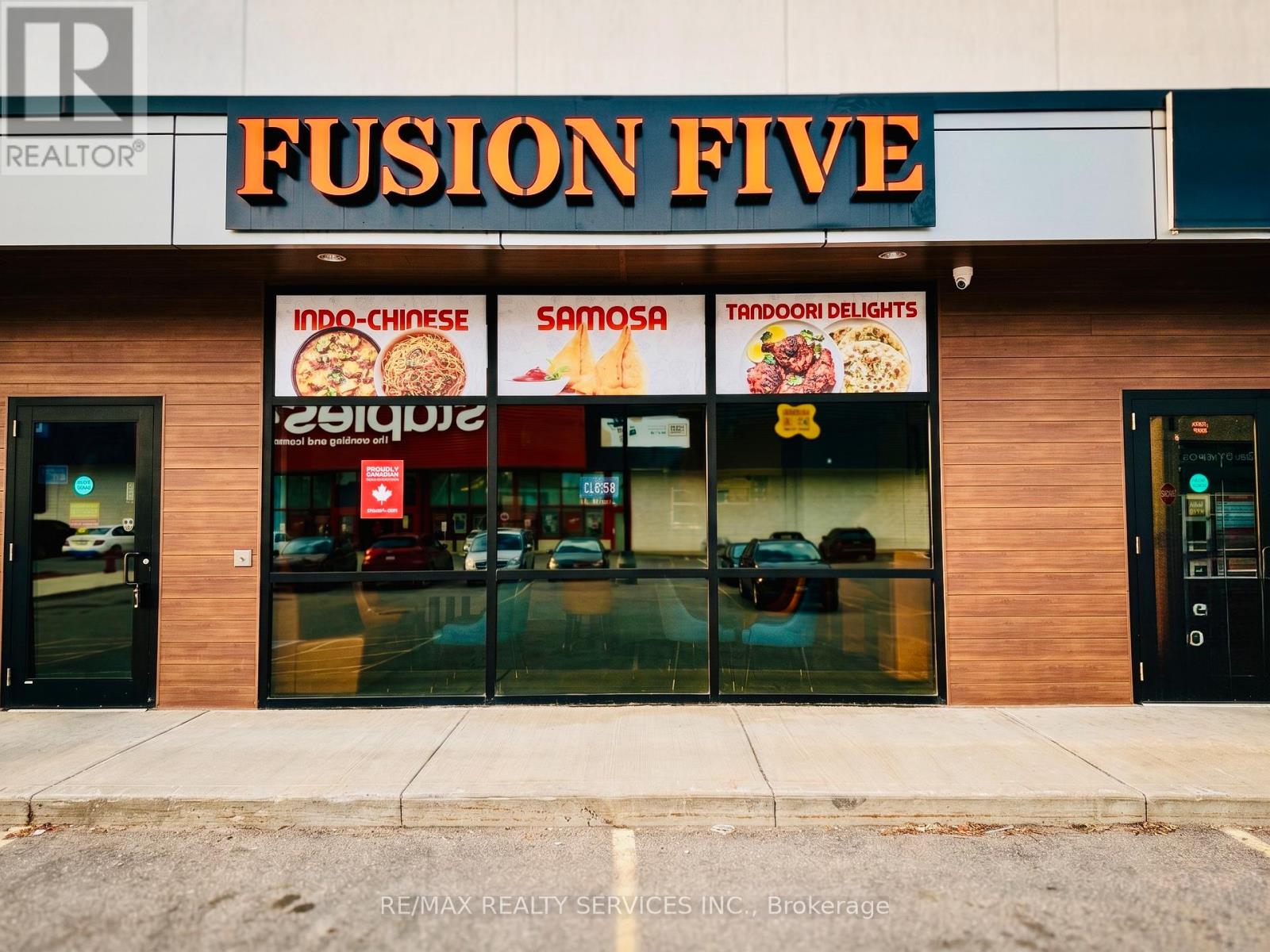 622 King Street N, Waterloo, Ontario  N2V 0C7 - Photo 1 - X13103716