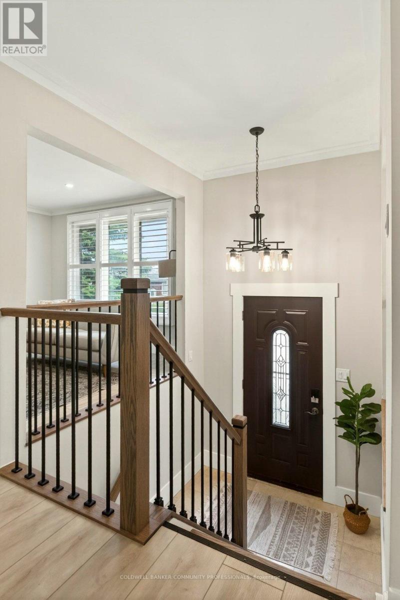 116 Highridge Avenue, Hamilton, Ontario  L8E 3Y9 - Photo 4 - X13103910