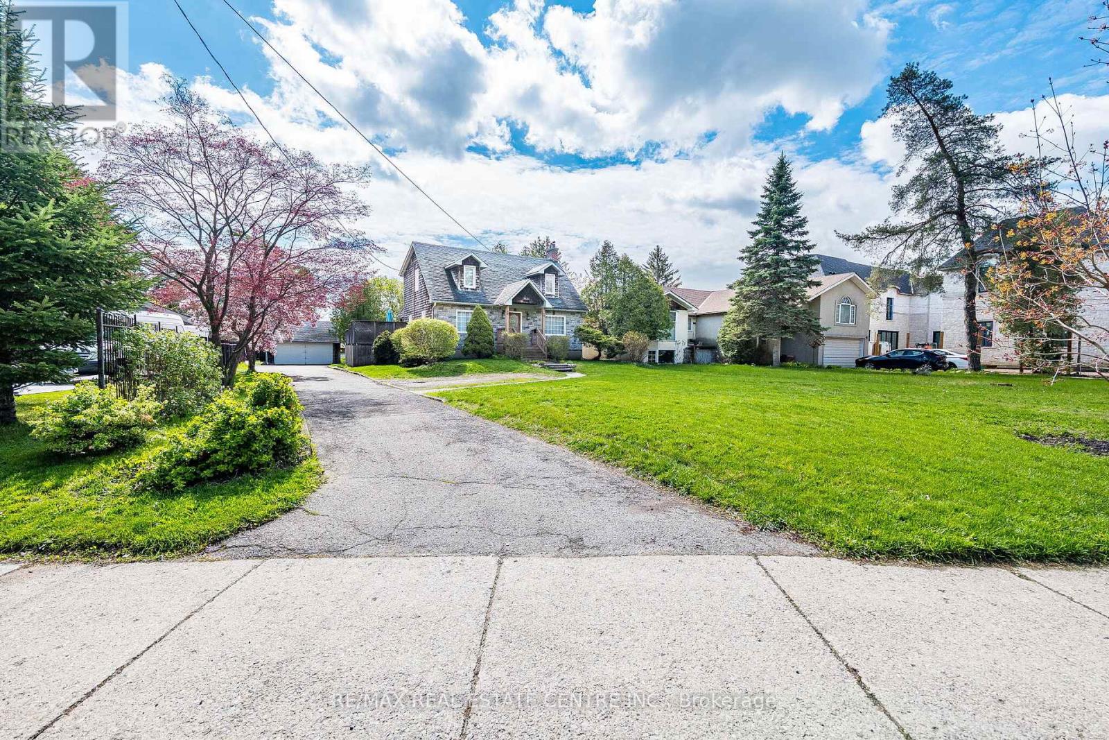 2212 Mississauga Road, Mississauga, Ontario  L5H 2K9 - Photo 9 - W13021884
