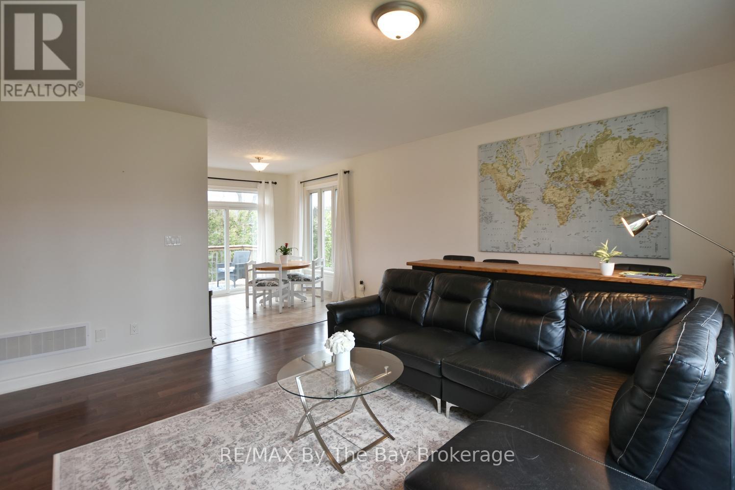 35 Edgewater Road, Wasaga Beach, Ontario  L9Z 2W5 - Photo 14 - S13104100