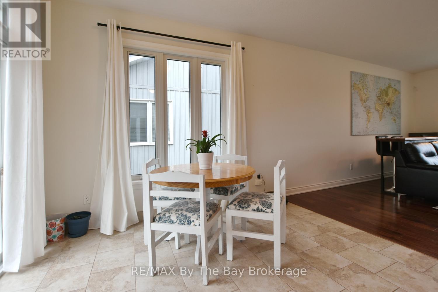 35 Edgewater Road, Wasaga Beach, Ontario  L9Z 2W5 - Photo 18 - S13104100