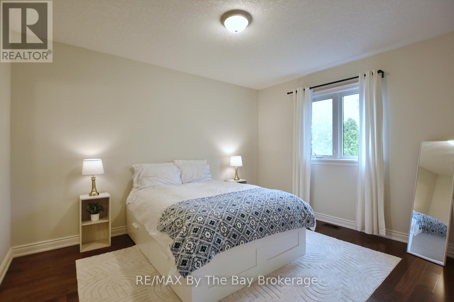 35 Edgewater Road, Wasaga Beach, Ontario  L9Z 2W5 - Photo 24 - S13104100