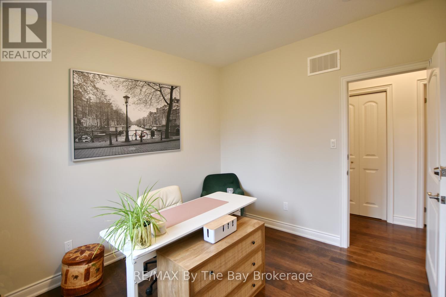 35 Edgewater Road, Wasaga Beach, Ontario  L9Z 2W5 - Photo 32 - S13104100