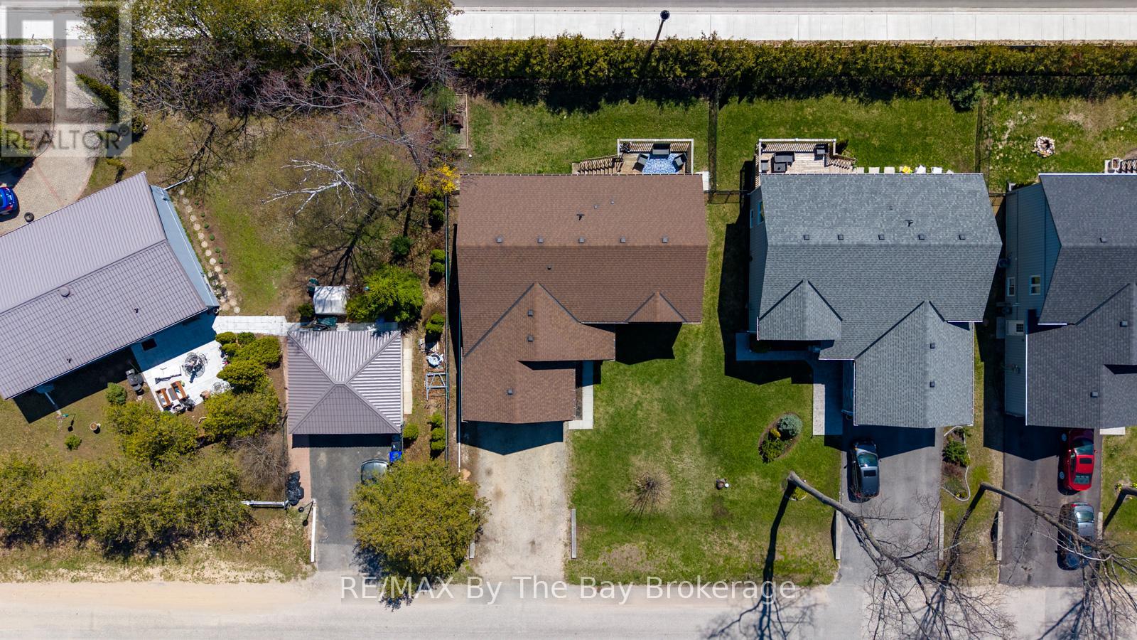 35 Edgewater Road, Wasaga Beach, Ontario  L9Z 2W5 - Photo 39 - S13104100