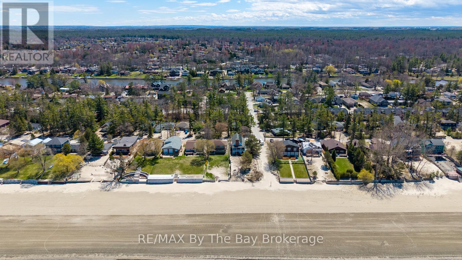 35 Edgewater Road, Wasaga Beach, Ontario  L9Z 2W5 - Photo 40 - S13104100