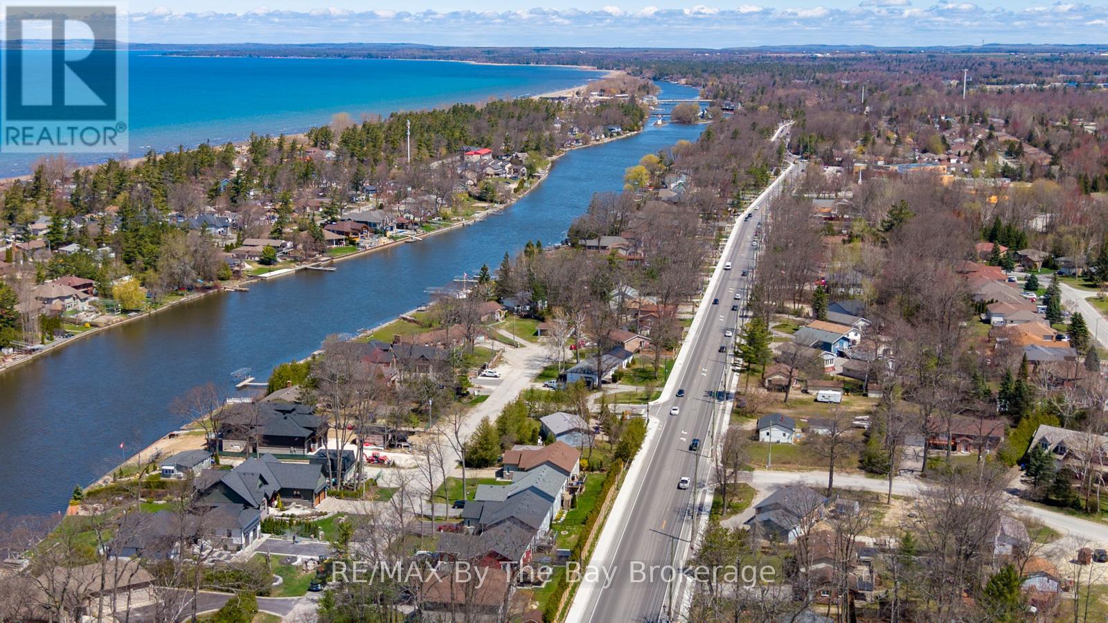 35 Edgewater Road, Wasaga Beach, Ontario  L9Z 2W5 - Photo 42 - S13104100