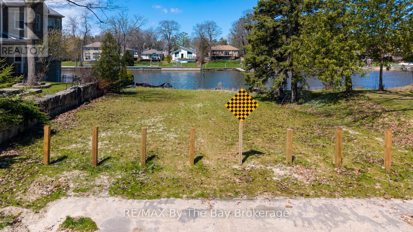 35 Edgewater Road, Wasaga Beach, Ontario  L9Z 2W5 - Photo 43 - S13104100