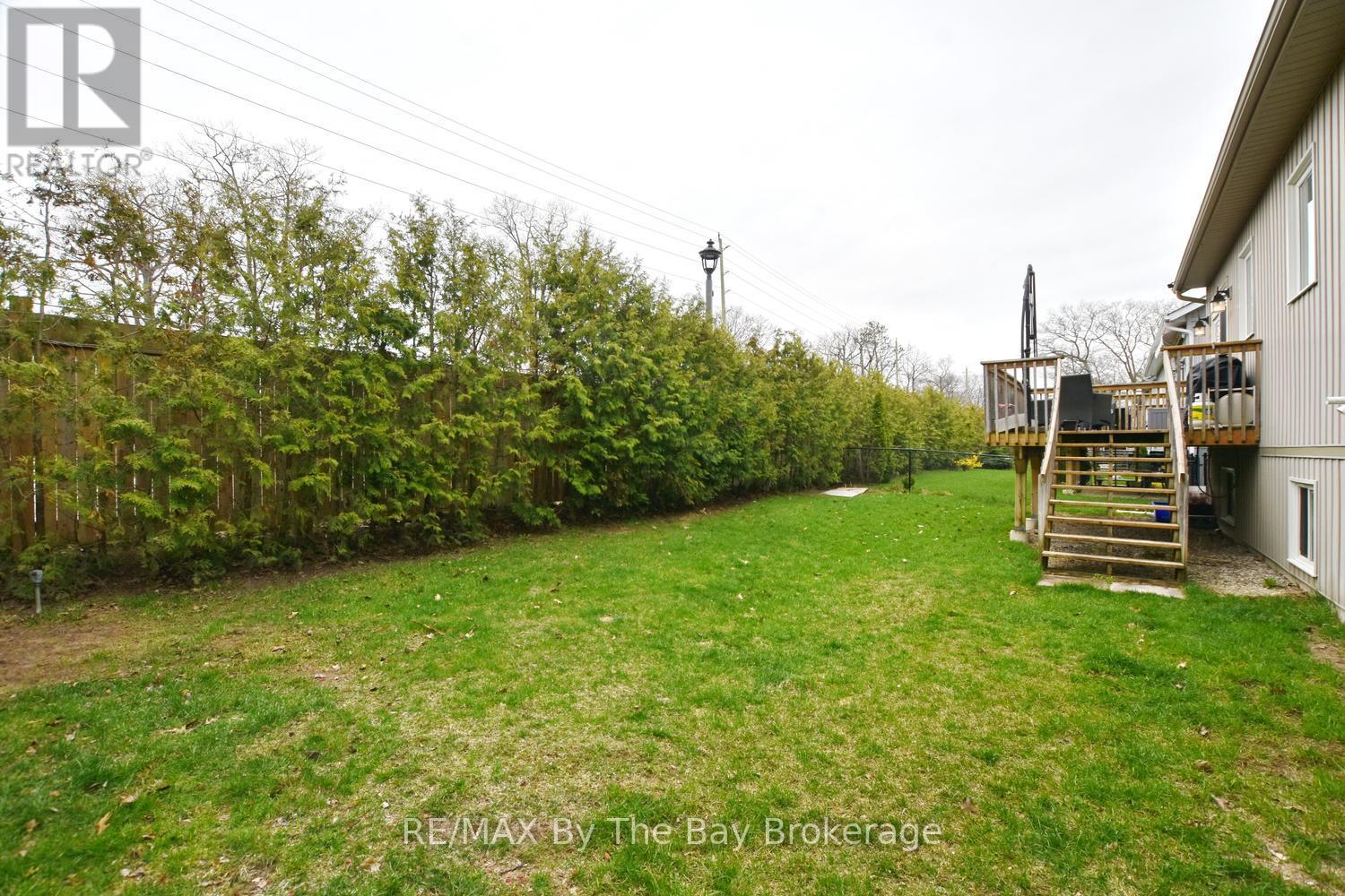 35 Edgewater Road, Wasaga Beach, Ontario  L9Z 2W5 - Photo 47 - S13104100