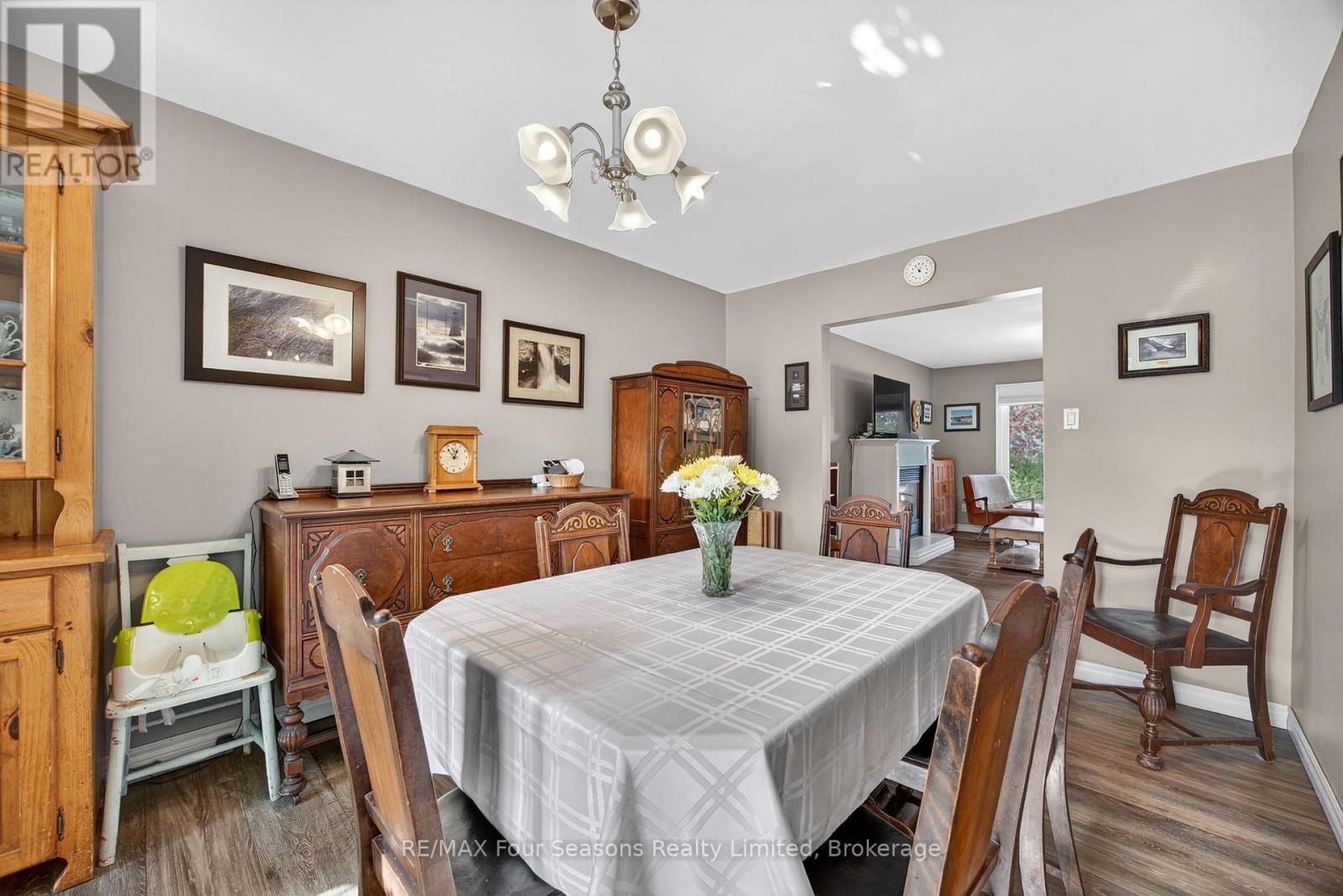 7 Batteaux Road, Clearview (Nottawa), Ontario  L0M 1P0 - Photo 4 - S13104106