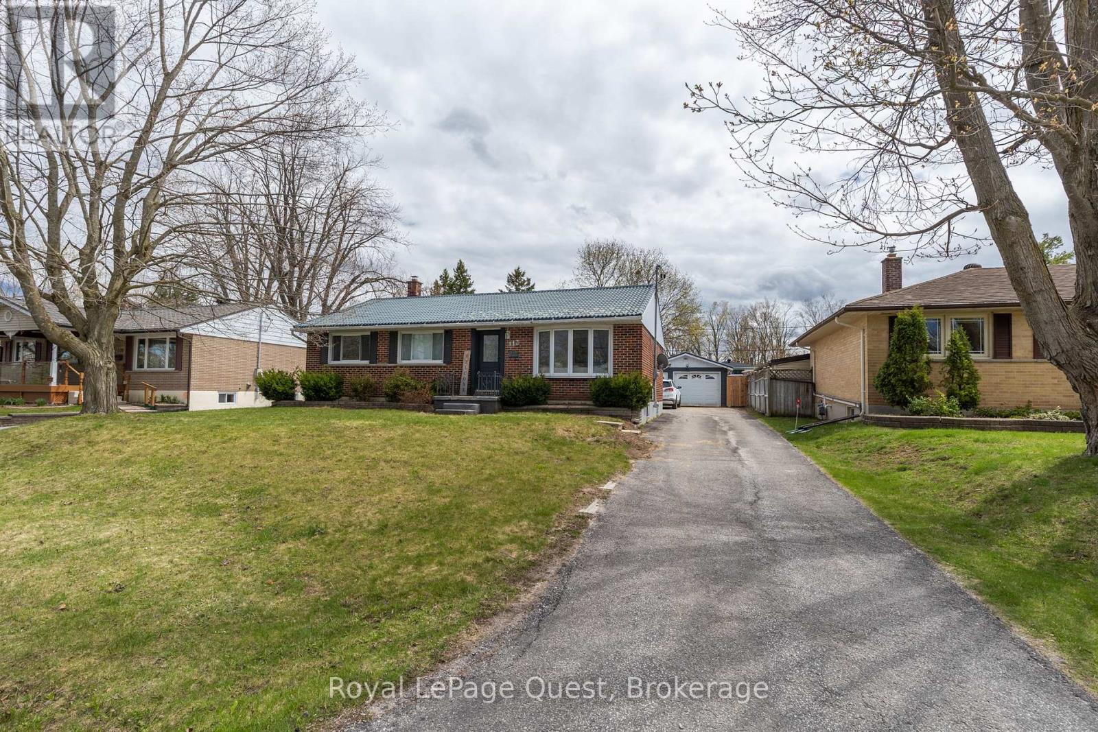 113 North Street N, Orillia, Ontario  L3V 3S7 - Photo 2 - S13104128