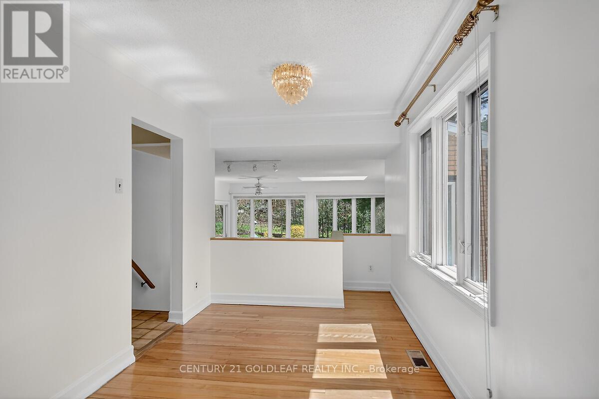 13 Crownhill Street, Ottawa, Ontario  K1J 7K1 - Photo 10 - X13080710
