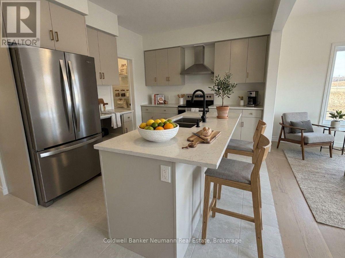 12 Cadence Common, Cambridge, Ontario  N3C 1A5 - Photo 2 - X13051196