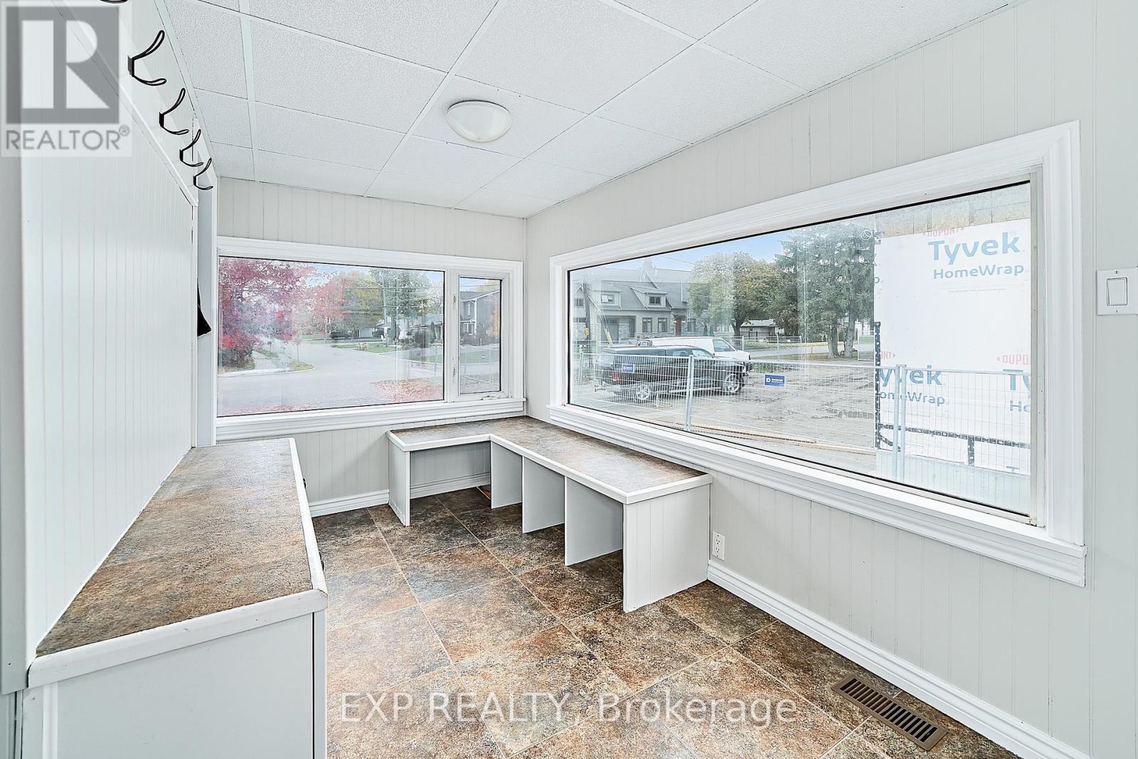 17 Eastwood Avenue N, Oshawa, Ontario  L1G 3Y5 - Photo 17 - E13104122