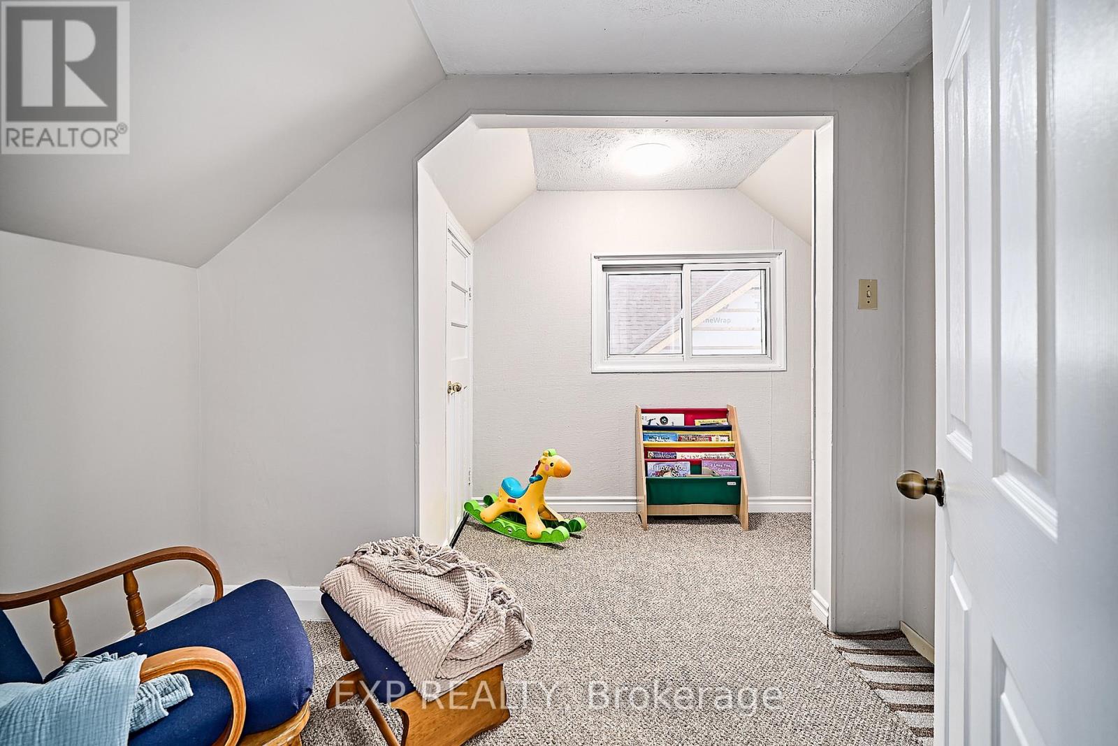 17 Eastwood Avenue N, Oshawa, Ontario  L1G 3Y5 - Photo 25 - E13104122