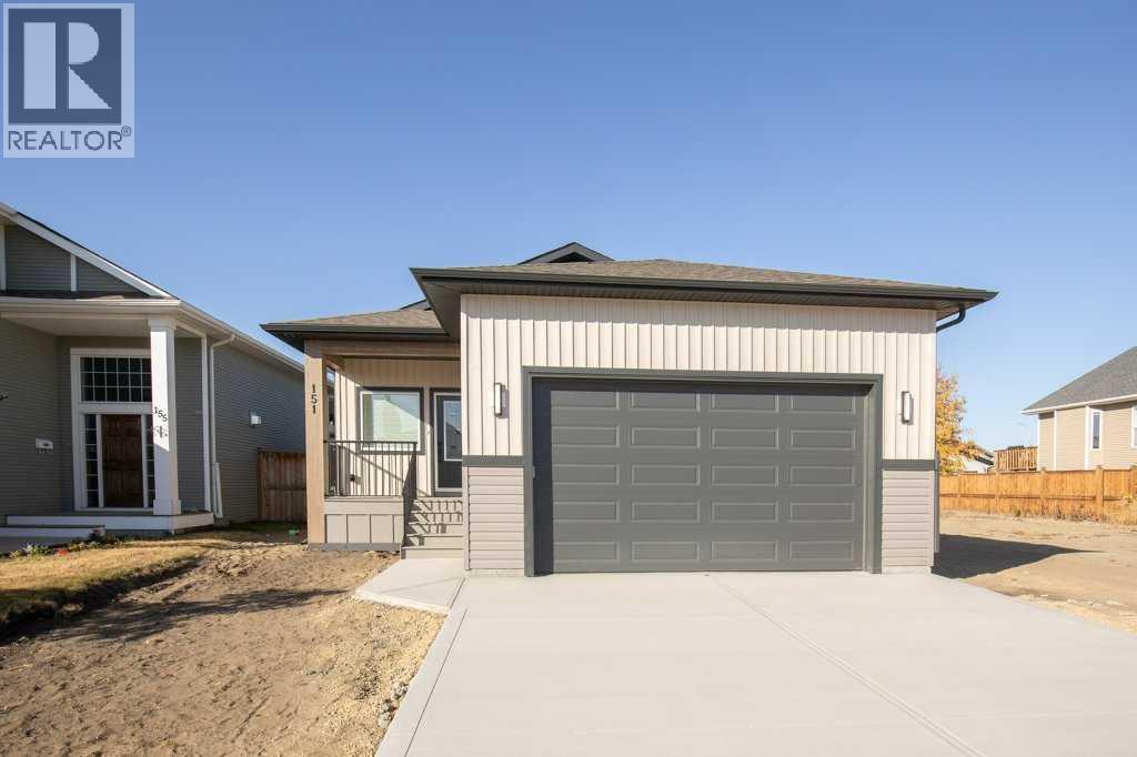 151 Cedar Square, Blackfalds, Alberta  T4M 0A2 - Photo 1 - A2264257