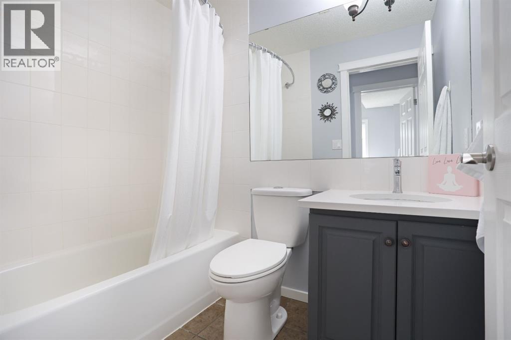 79 Parkland Close E, Brooks, Alberta  T1R 0M2 - Photo 36 - A2308144