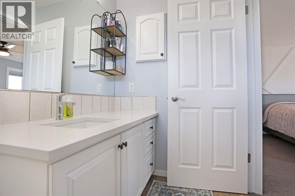 79 Parkland Close E, Brooks, Alberta  T1R 0M2 - Photo 22 - A2308144