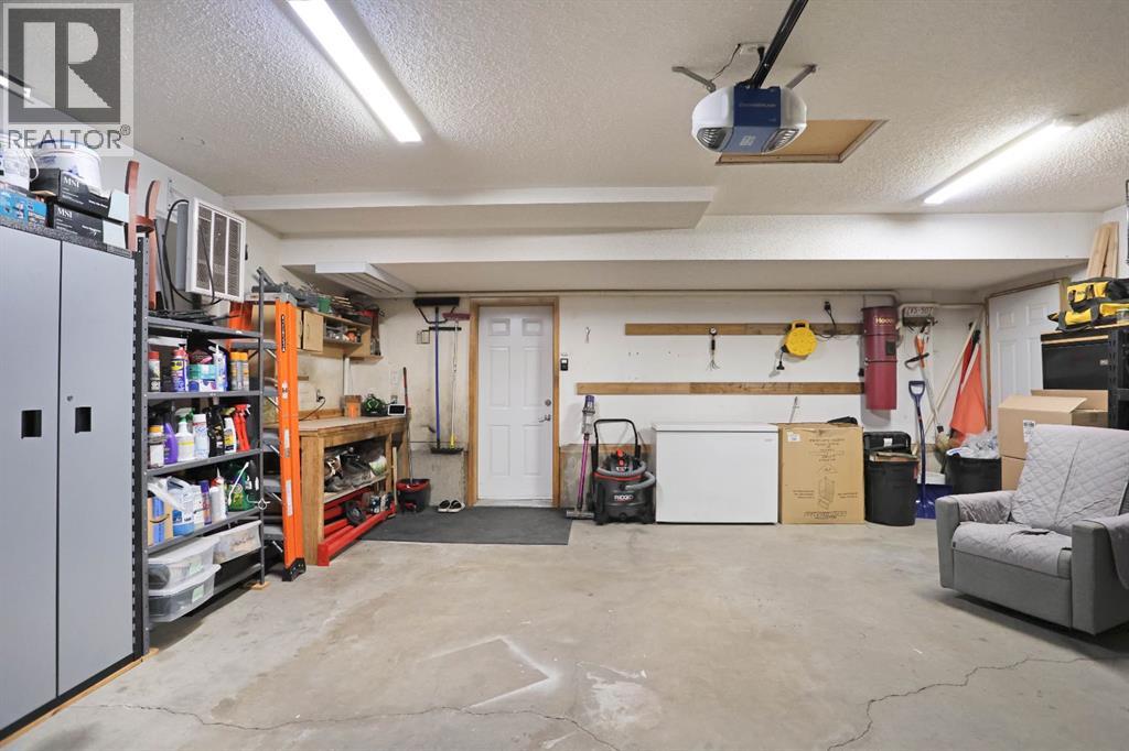 79 Parkland Close E, Brooks, Alberta  T1R 0M2 - Photo 42 - A2308144