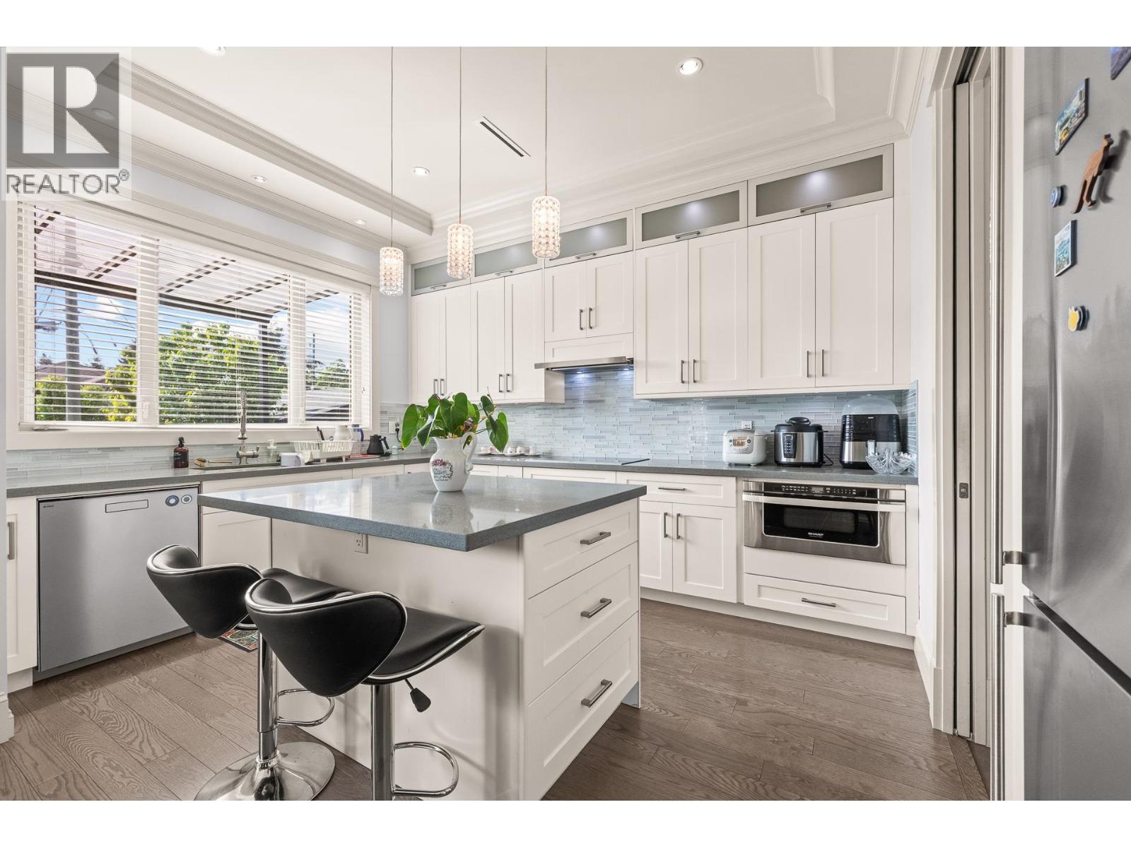 7547 Selkirk Street, Vancouver, British Columbia  V6P 4H3 - Photo 8 - R3120514