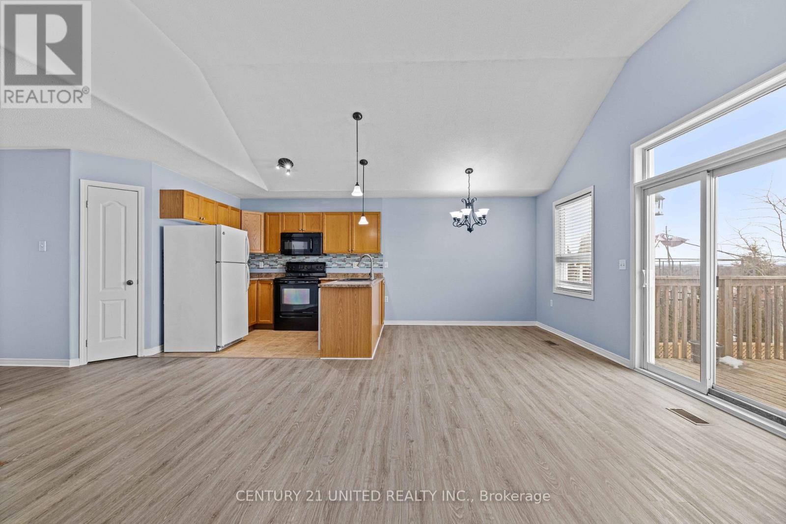 608 Clancy Crescent, Peterborough, Ontario  K9K 2S2 - Photo 4 - X13104016