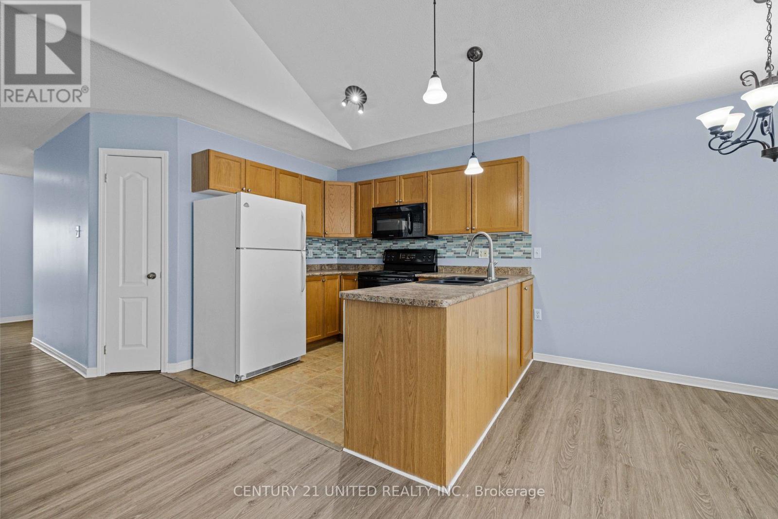 608 Clancy Crescent, Peterborough, Ontario  K9K 2S2 - Photo 6 - X13104016
