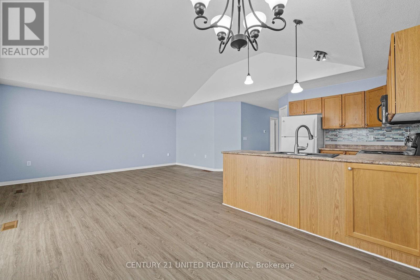 608 Clancy Crescent, Peterborough, Ontario  K9K 2S2 - Photo 7 - X13104016