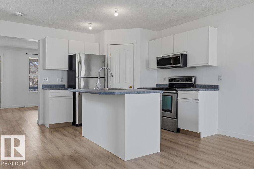 2076 Tanner Wd Nw, Edmonton, Alberta  T6R 2S4 - Photo 11 - E4486646