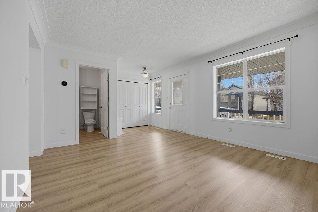 2076 Tanner Wd Nw, Edmonton, Alberta  T6R 2S4 - Photo 8 - E4486646