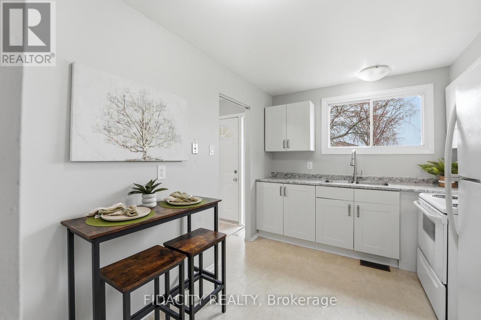 31 - 16 Glencoe Street, Ottawa, Ontario  K2H 8S6 - Photo 6 - X13104090
