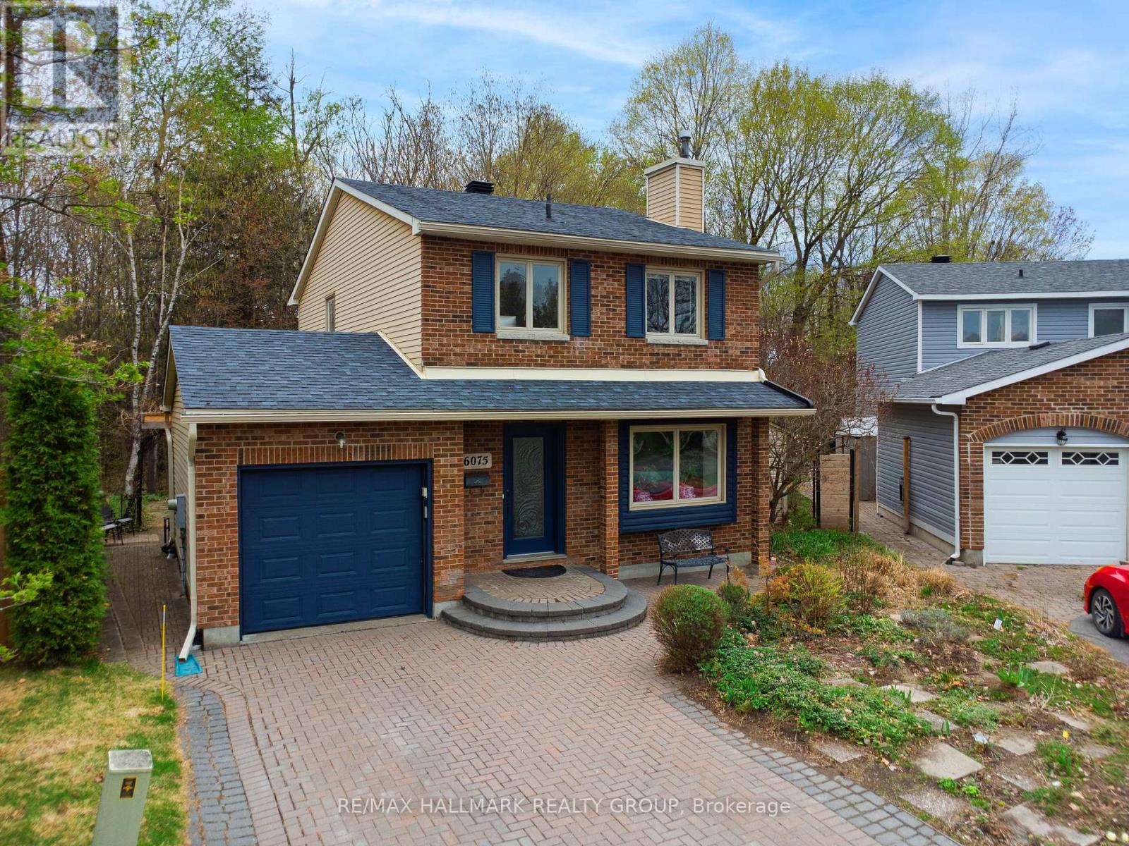 6075 Forestglen Crescent, Ottawa, Ontario  K1C 5N6 - Photo 1 - X13104124