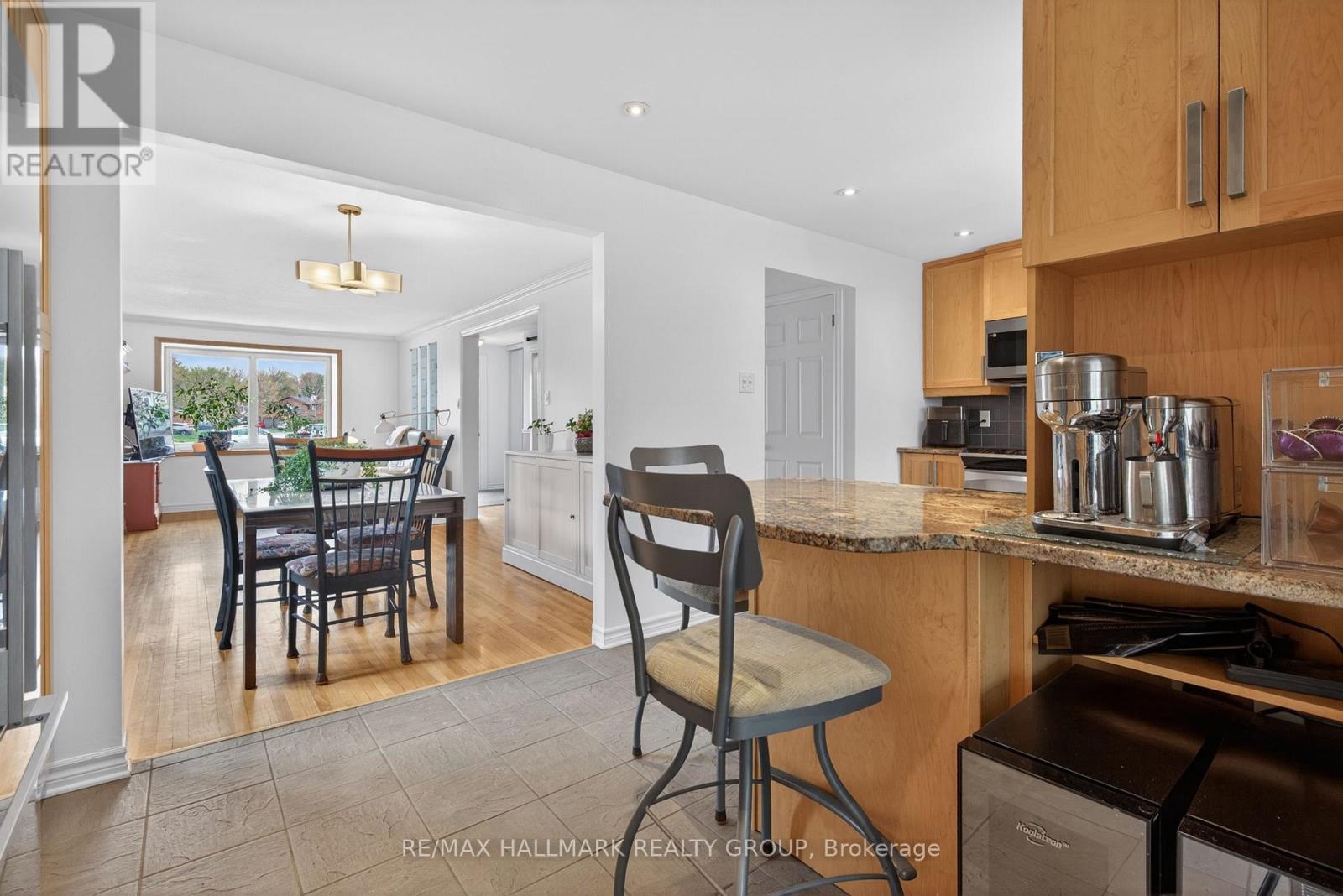 6075 Forestglen Crescent, Ottawa, Ontario  K1C 5N6 - Photo 10 - X13104124