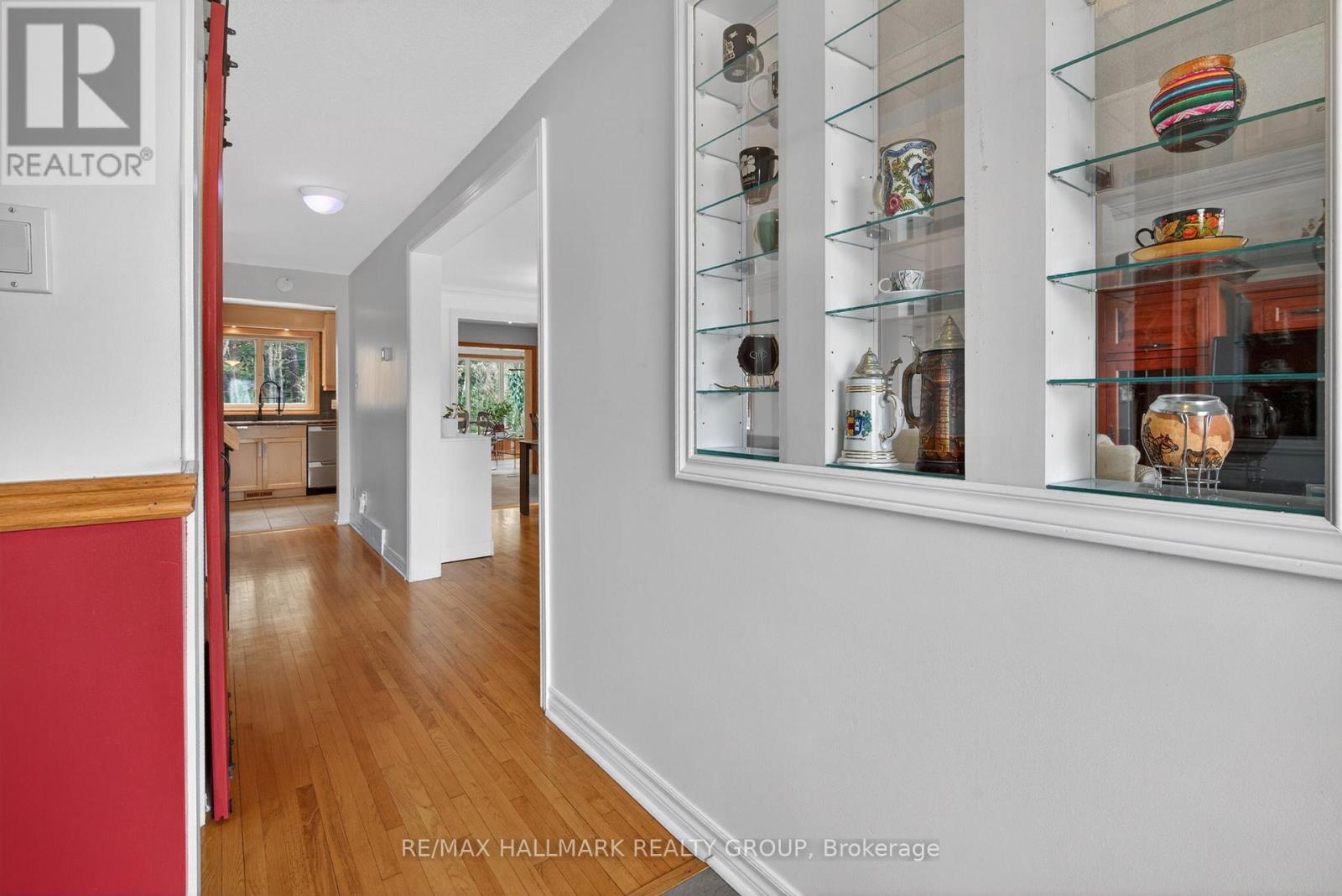 6075 Forestglen Crescent, Ottawa, Ontario  K1C 5N6 - Photo 4 - X13104124