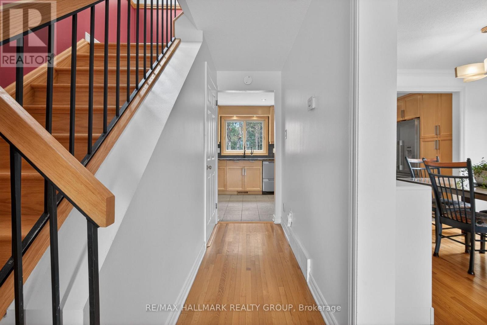 6075 Forestglen Crescent, Ottawa, Ontario  K1C 5N6 - Photo 9 - X13104124