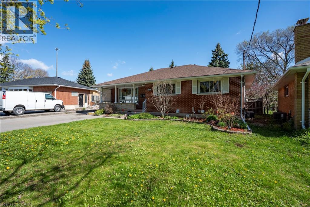104 Boniface Avenue, Kitchener, Ontario  N2C 1L9 - Photo 2 - 40828575