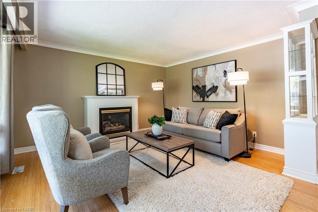 104 Boniface Avenue, Kitchener, Ontario  N2C 1L9 - Photo 5 - 40828575