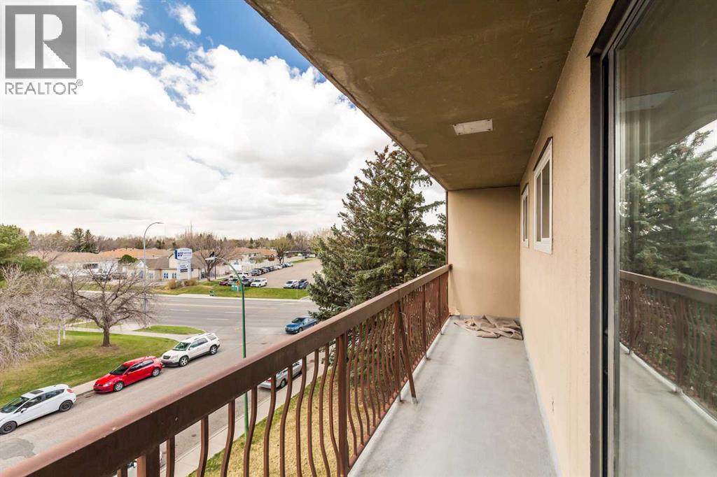 419, 5 Berkeley Place W, Lethbridge, Alberta  T1K 5M9 - Photo 14 - A2307011