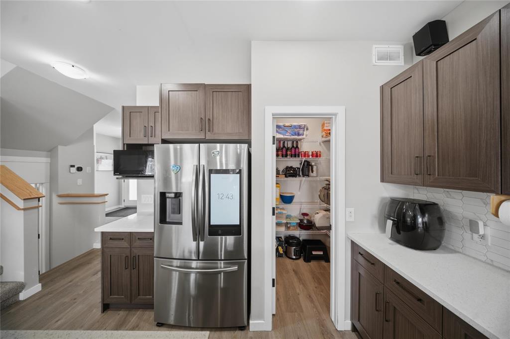 131 Snowy Owl Crescent, Winnipeg, Manitoba  R3X 0V2 - Photo 8 - 202609619