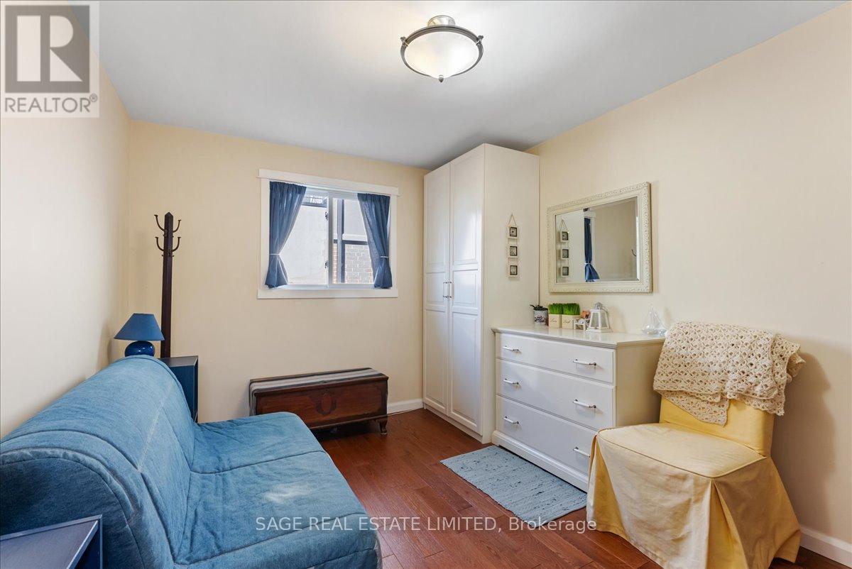 27 Kathrose Drive, Toronto, Ontario  M2J 3P4 - Photo 19 - C13103984