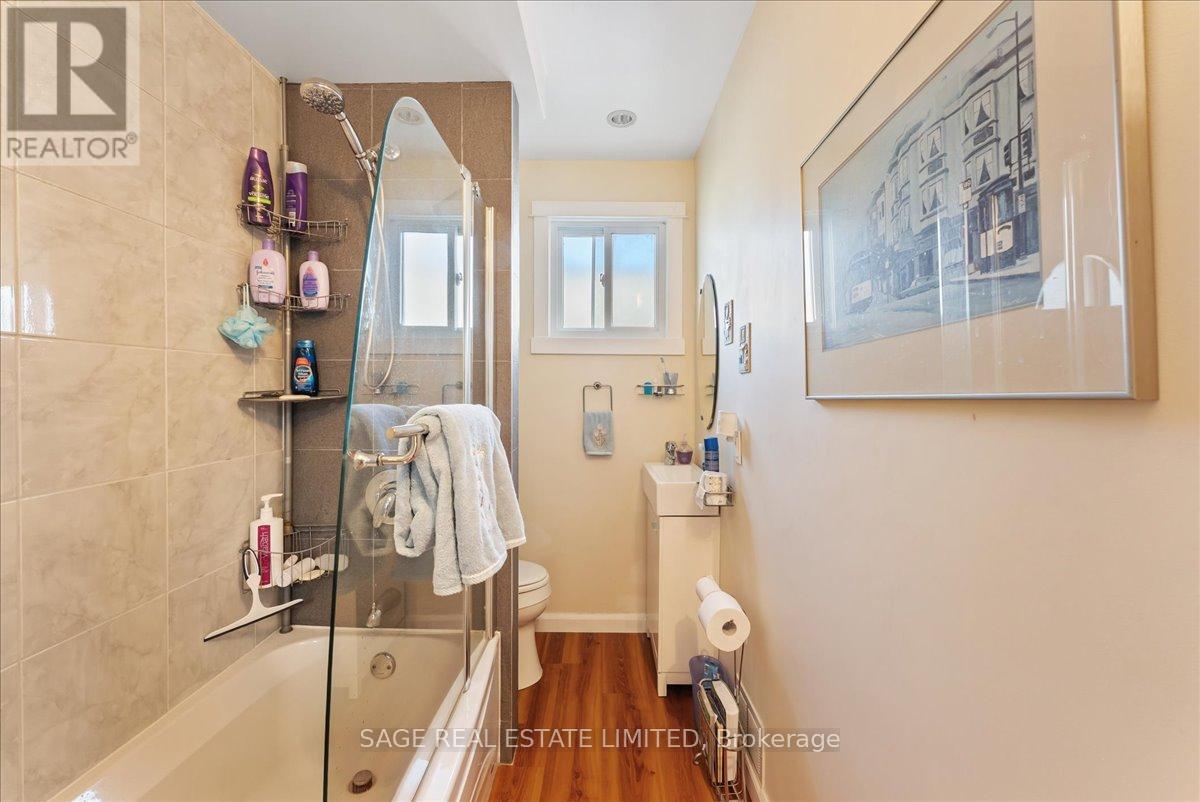 27 Kathrose Drive, Toronto, Ontario  M2J 3P4 - Photo 22 - C13103984