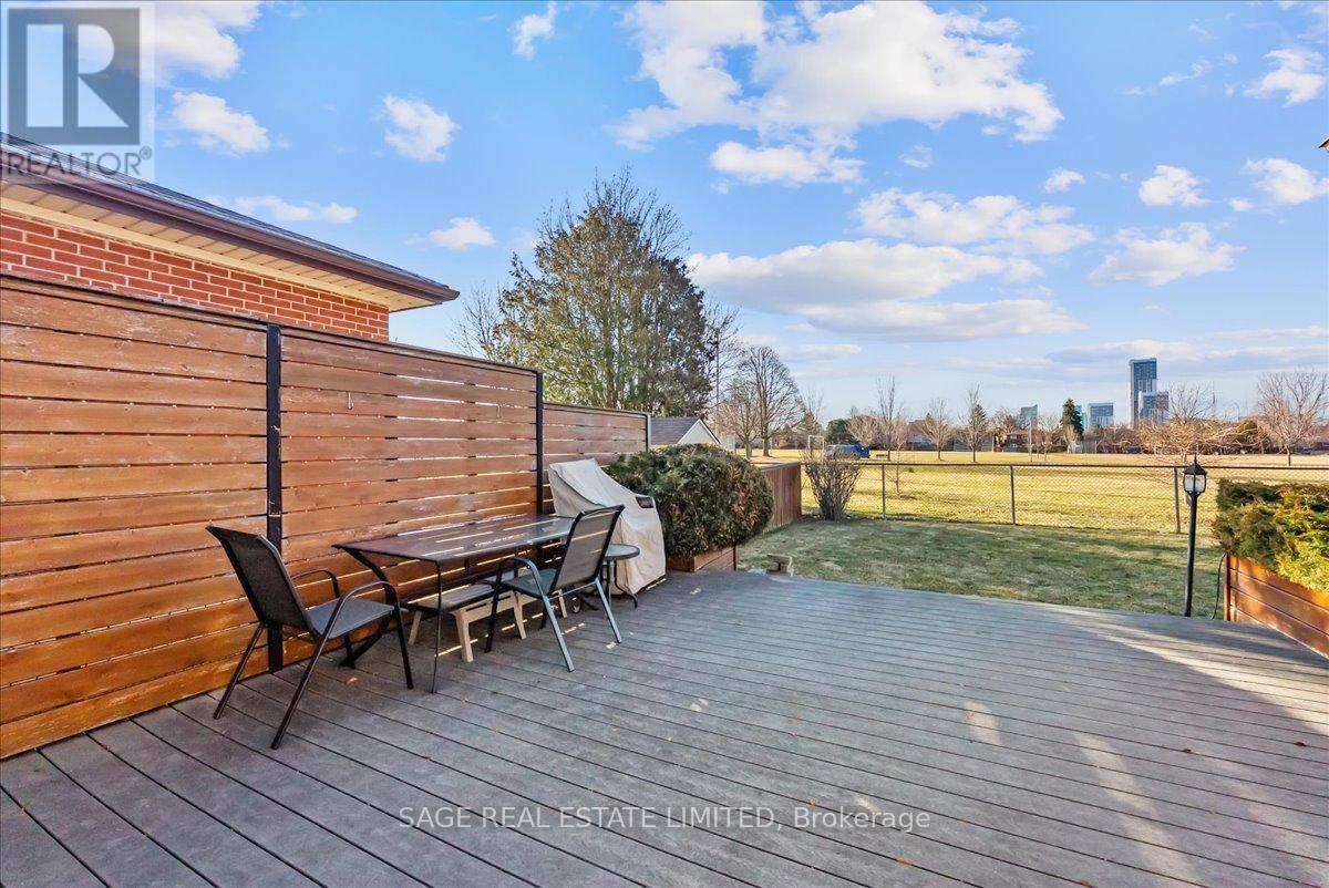 27 Kathrose Drive, Toronto, Ontario  M2J 3P4 - Photo 31 - C13103984