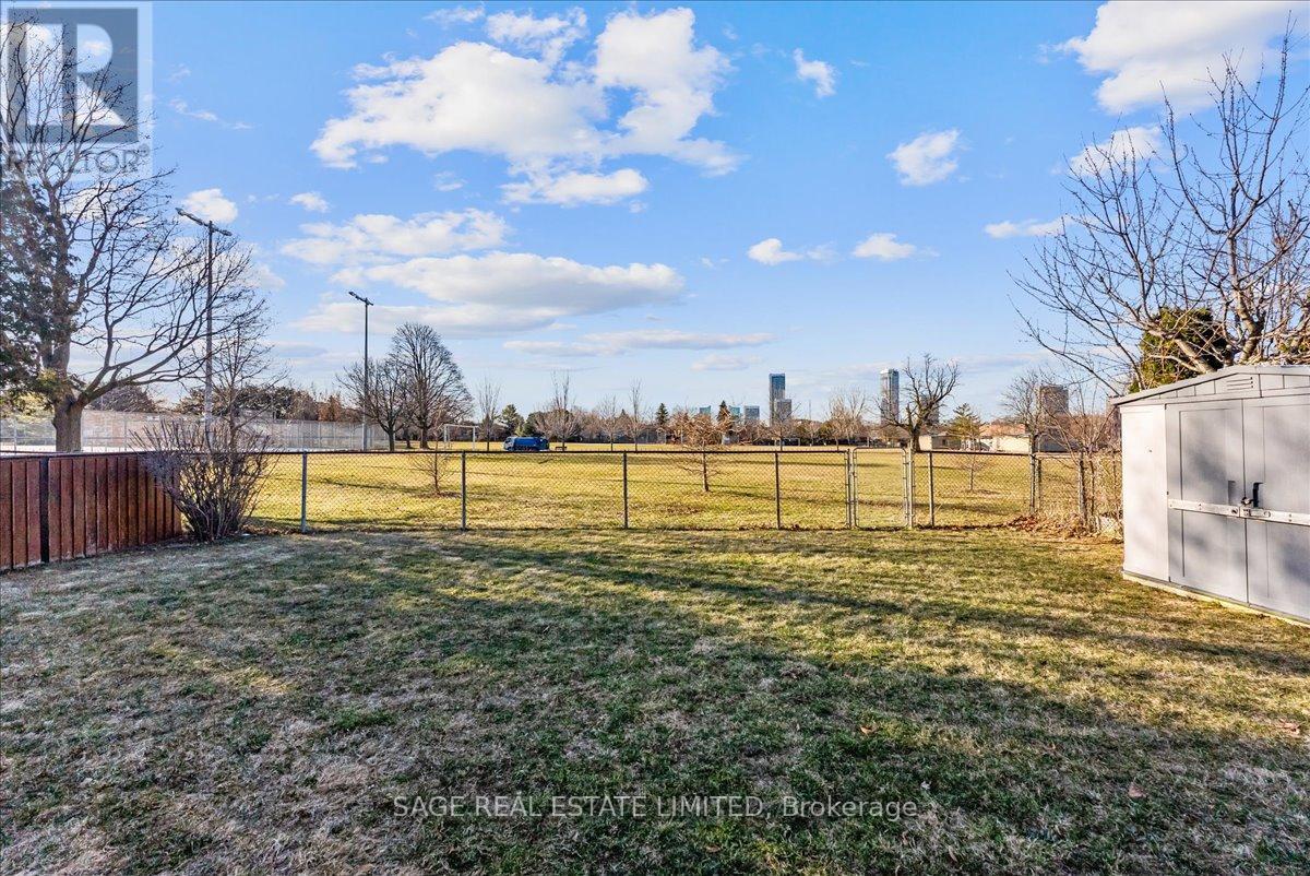 27 Kathrose Drive, Toronto, Ontario  M2J 3P4 - Photo 39 - C13103984